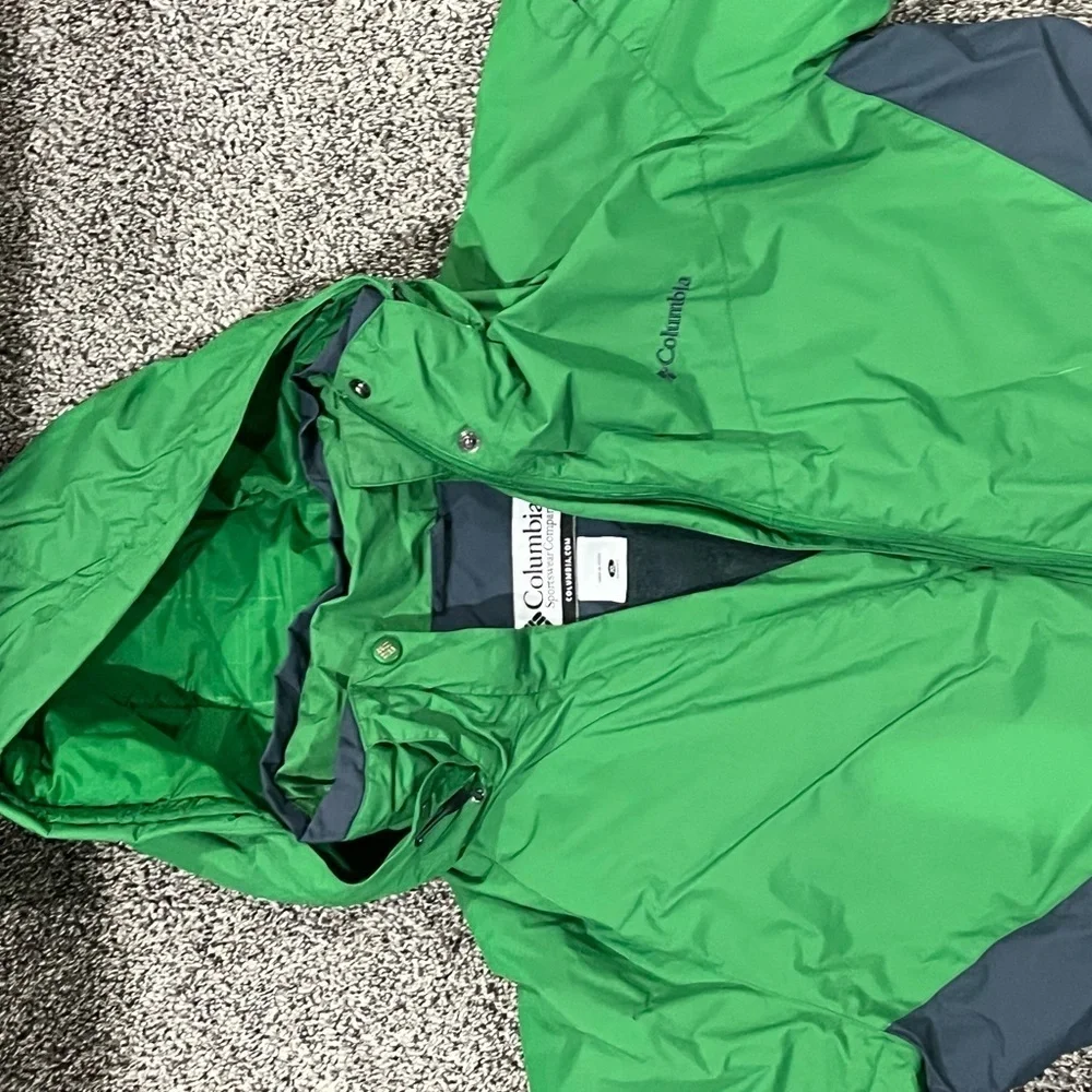 Columbia Women’s Winter Green Coat
